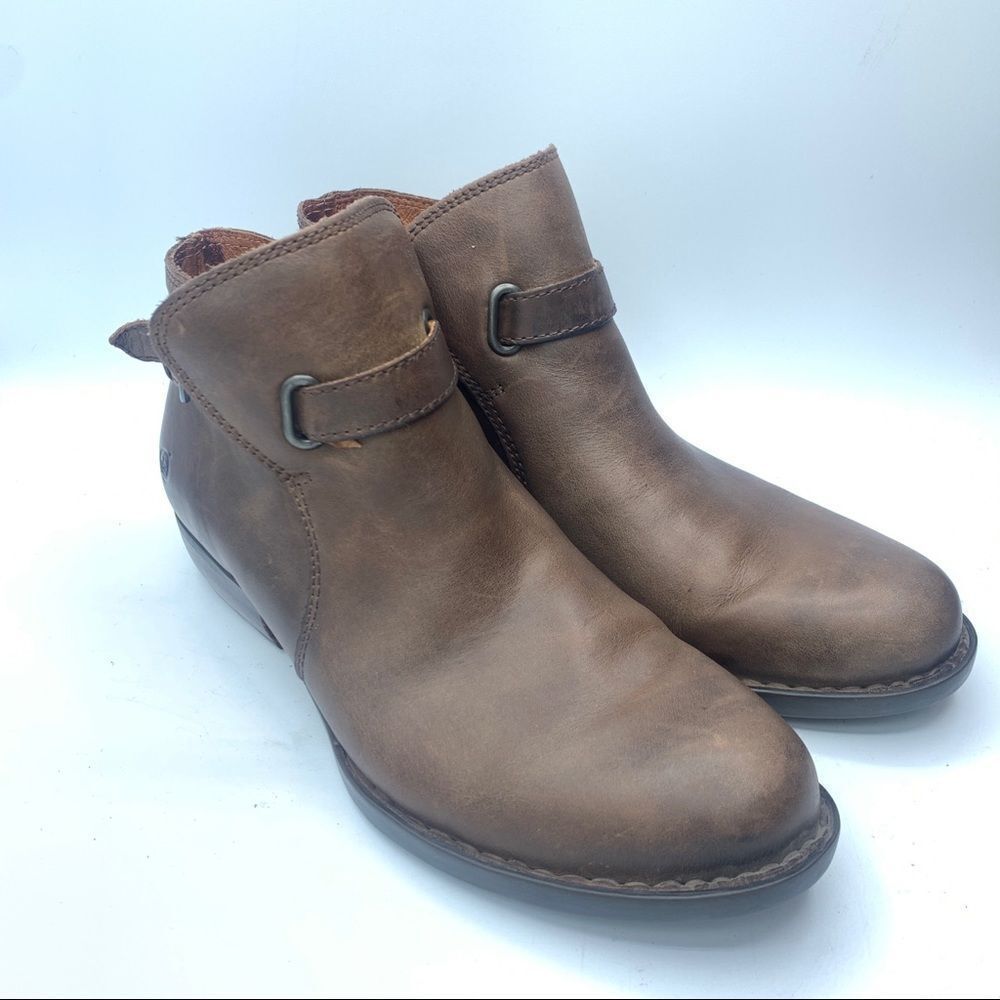 Born Jem Booties Brown